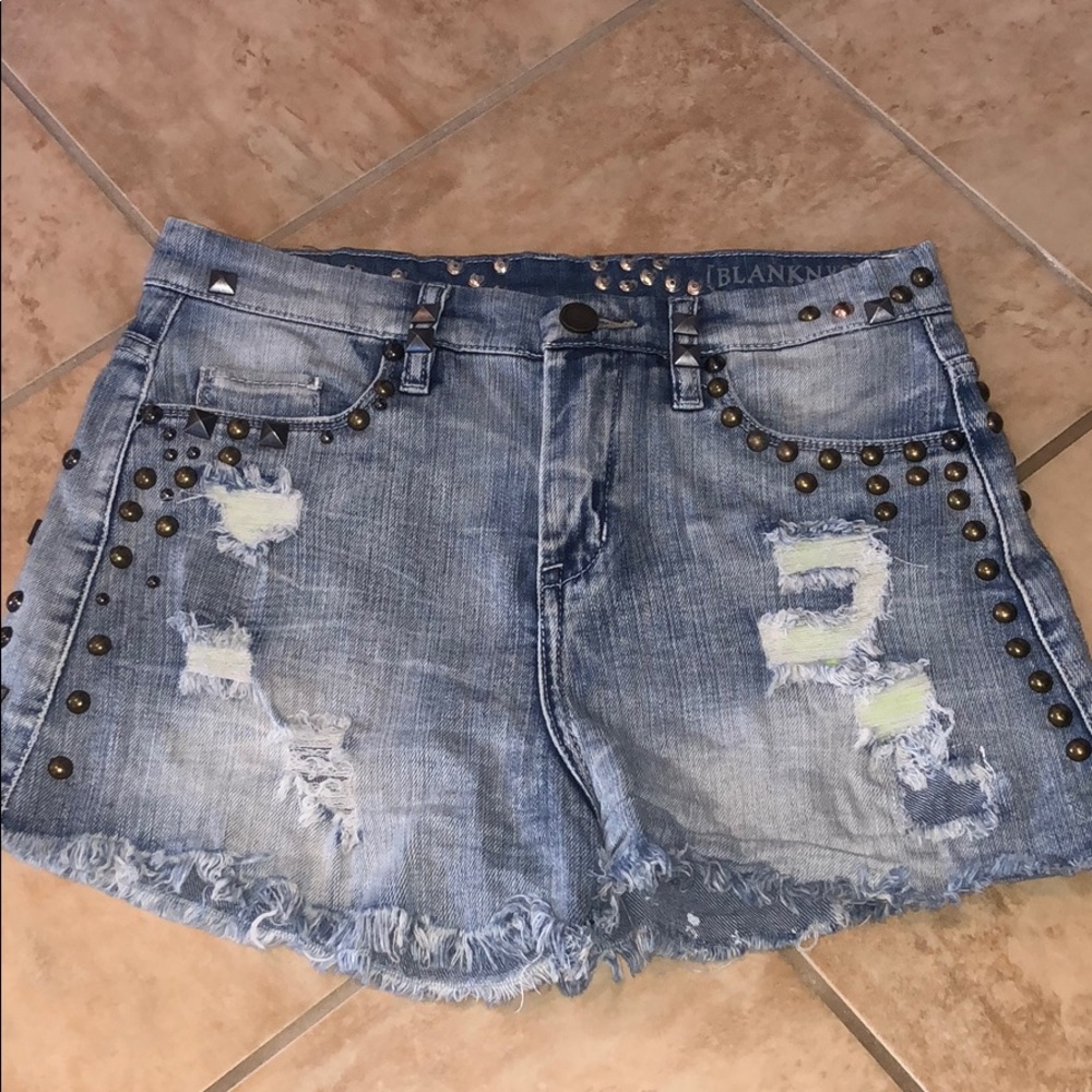 Blank NYC studded shorts - Picture 4 of 6